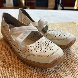 Rieker Antistress Floral Cutout‎ Mary Jane Comfort Shoes - EU 42 - US 10.5